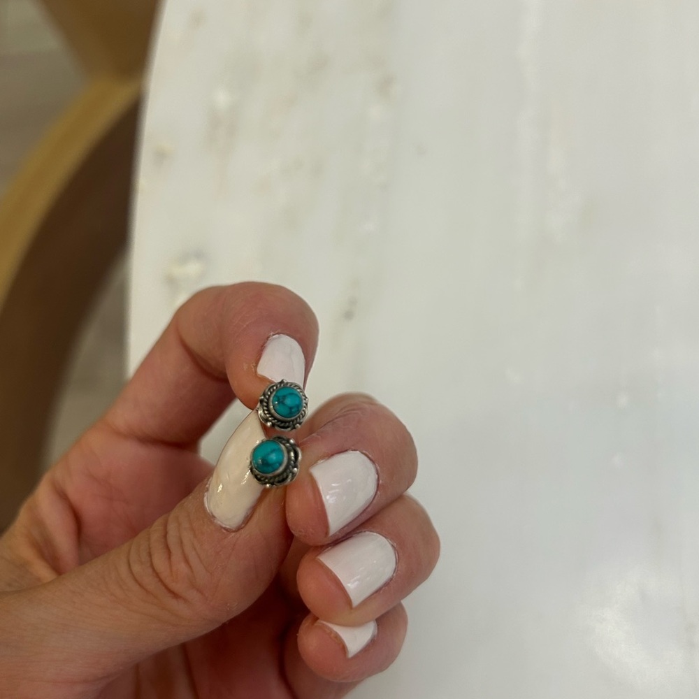Turquoise Stone 925 Sterling Silver Stud Earrings - Picture 5 of 12